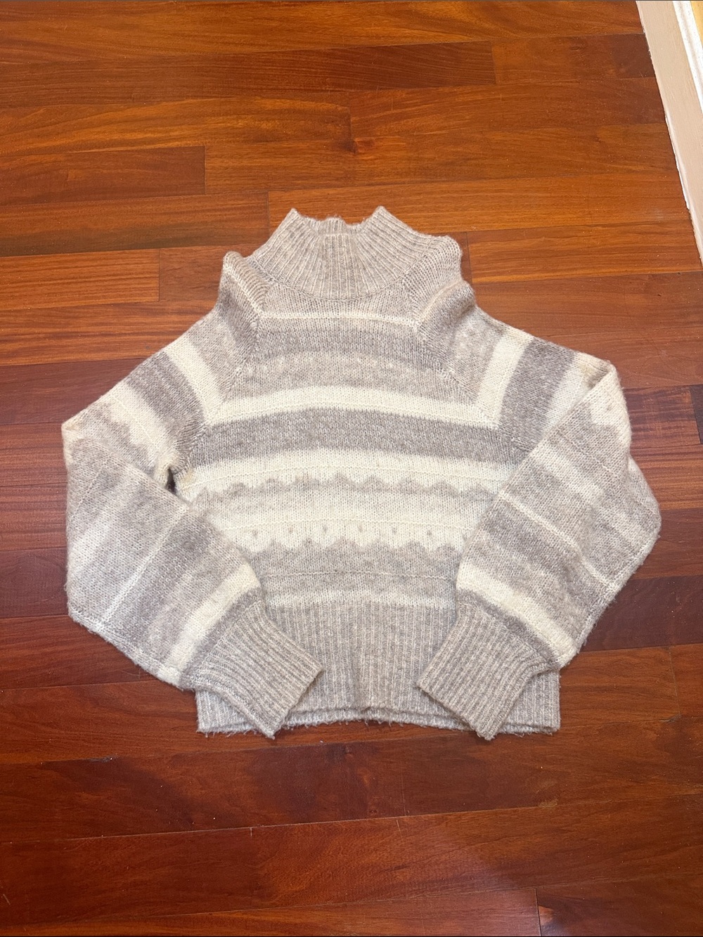 Abercrombie and Fitch Striped Turtleneck Sweater - Cream & Light Gray